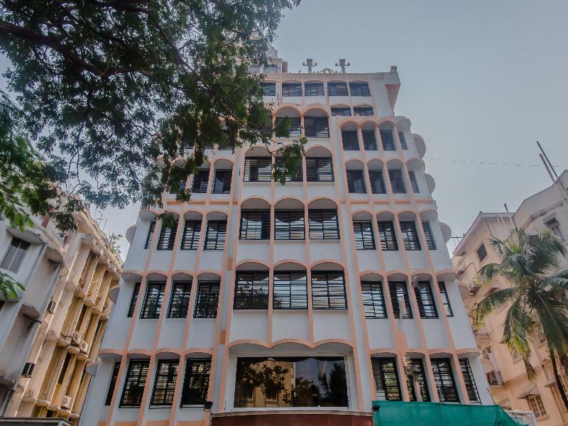 Oyo Flagship 15439 Colaba Hotel Mumbai  Buitenkant foto