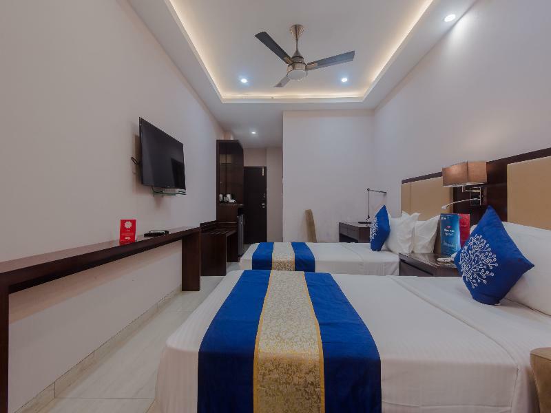 Oyo Flagship 15439 Colaba Hotel Mumbai  Buitenkant foto